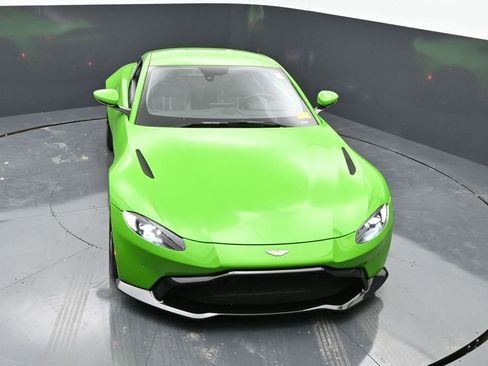 Used 2020 Aston Martin V8 Vantage Coupe image 39