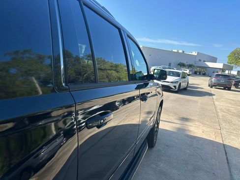 Used 2019 Chevrolet Suburban Premier w/ RST Edition RWD image 34