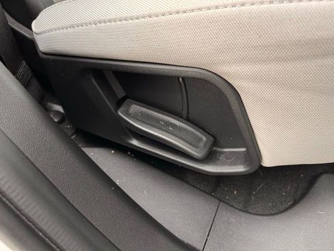 Used 2025 Hyundai Tucson SE image 39