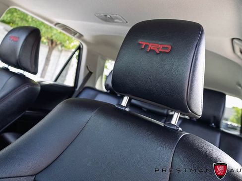 Used 2021 Toyota 4Runner Venture w/ Moonroof Package AWD/4WD image 23