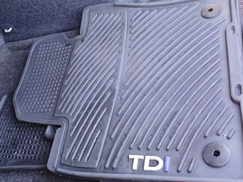 Used 2011 Volkswagen Jetta TDI image 32