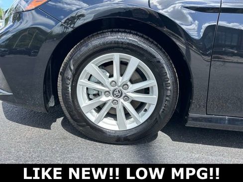 Used 2026 Toyota Camry LE image 9