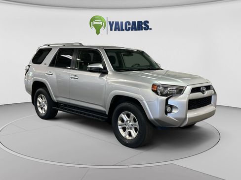 Used 2016 Toyota 4Runner SR5 AWD/4WD image 7