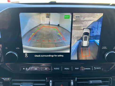 Used 2025 Nissan Pathfinder SL image 61