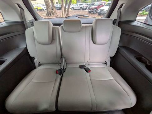 Used 2024 Honda Odyssey EX-L image 16