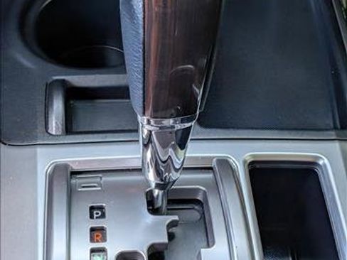 Used 2016 Toyota 4Runner Limited image 16