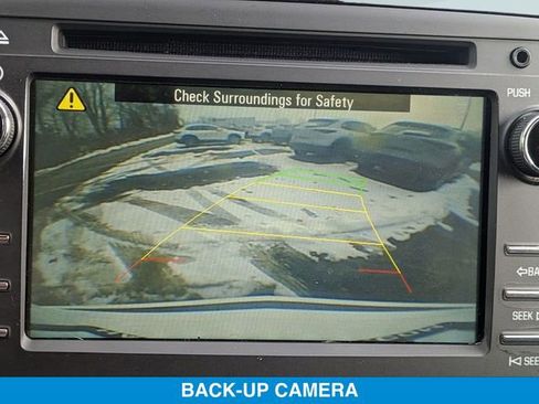 Used 2017 Chevrolet Traverse LT image 24