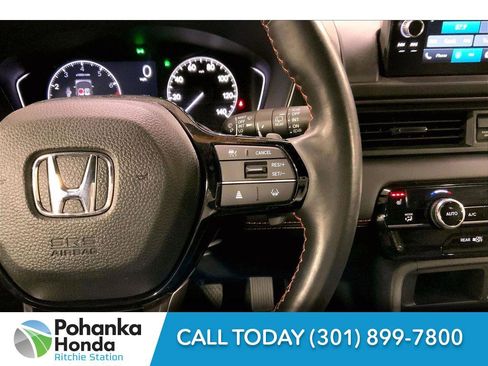 Used 2024 Honda Pilot TrailSport image 22