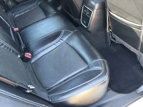 Used 2020 Dodge Charger SXT image 38