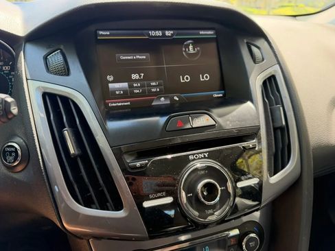 Used 2012 Ford Focus Titanium image 18