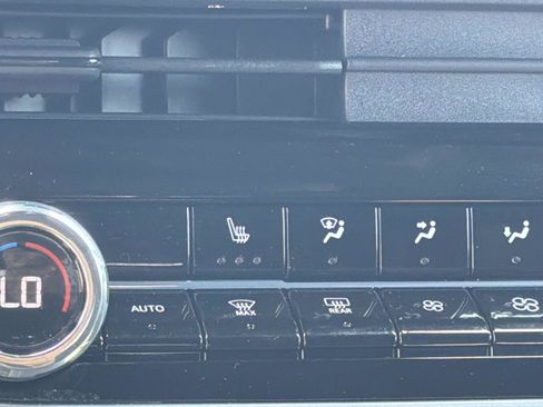 Used 2025 Honda Prologue EX image 15