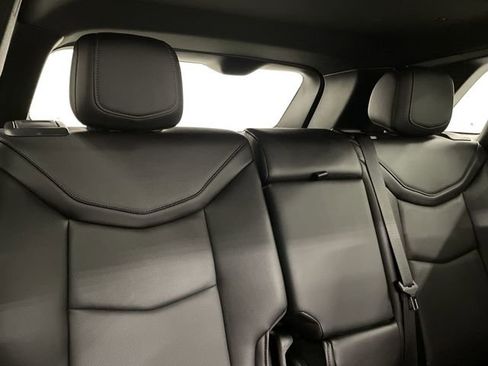 Certified 2025 Cadillac XT5 Sportv w/ Technology Package image 25