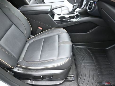 Used 2020 Chevrolet Blazer Premier image 26