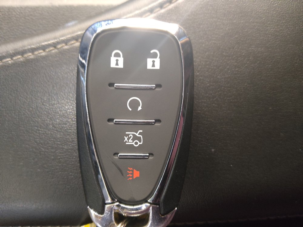 Used 2018 Chevrolet Camaro LT RWD image 32