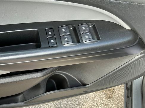 Certified 2022 Chevrolet Colorado W/T w/ WT Convenience Package image 6