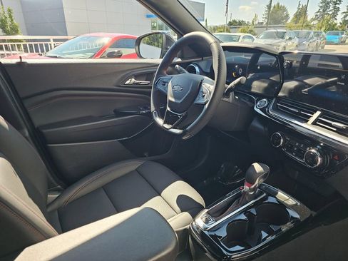 New 2026 Chevrolet Trax RS w/ Driver Confidence Package FWD image 10