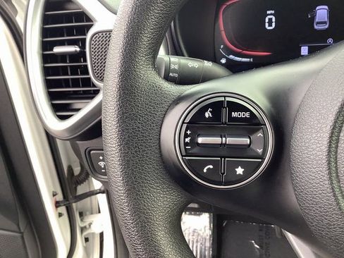 Used 2024 Kia Soul LX w/ Option Group 015 image 13