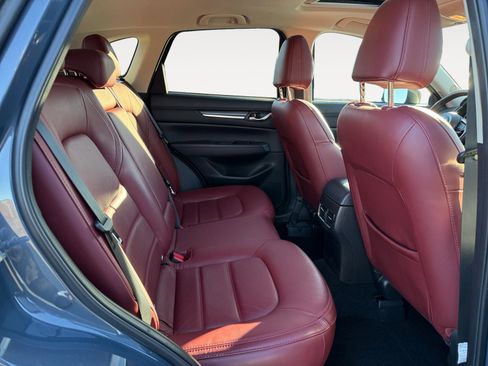 Certified 2022 MAZDA CX-5 Carbon Edition image 18