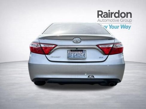 Used 2016 Toyota Camry SE FWD image 6