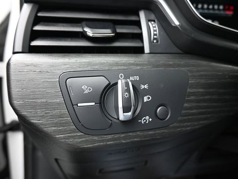 Used 2023 Audi A4 2.0T Premium Plus image 32