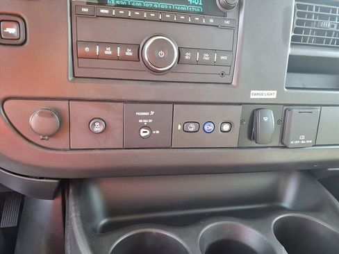 New 2025 GMC Savana 3500 w/ Power Convenience Package image 17