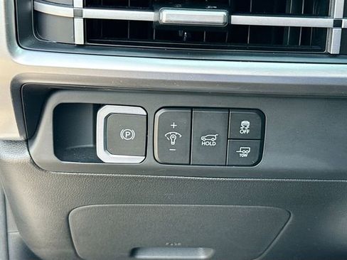 Certified 2025 Hyundai Santa Fe XRT AWD/4WD image 10
