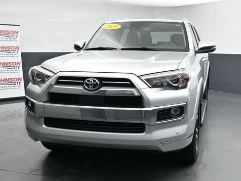 Used 2023 Toyota 4Runner Limited image 4