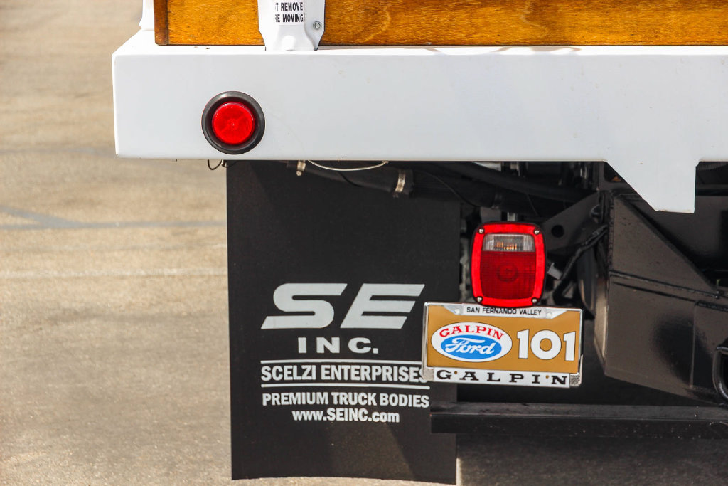 New 2026 Ford F550 2WD Regular Cab Super Duty image 7