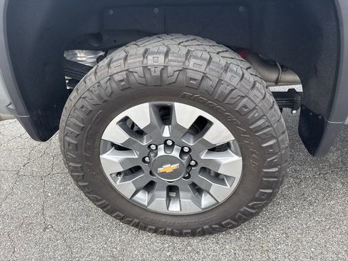 Used 2024 Chevrolet Silverado 2500 LT w/ All Star Edition AWD/4WD image 19