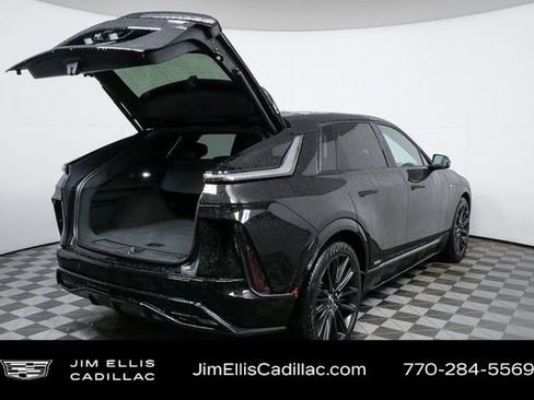 Certified 2026 Cadillac Lyriq V image 27