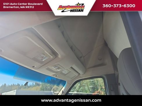 Used 2017 Nissan NV 2500 S RWD image 15