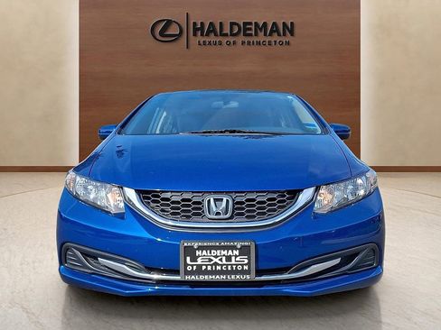 Used 2014 Honda Civic LX image 2