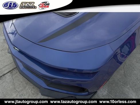 Used 2020 Chevrolet Camaro SS RWD image 12
