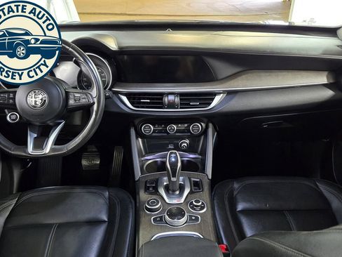 Used 2020 Alfa Romeo Stelvio Ti AWD/4WD image 30