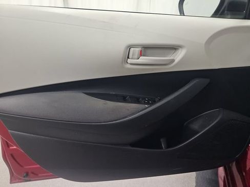 Used 2026 Toyota Corolla LE FWD image 23