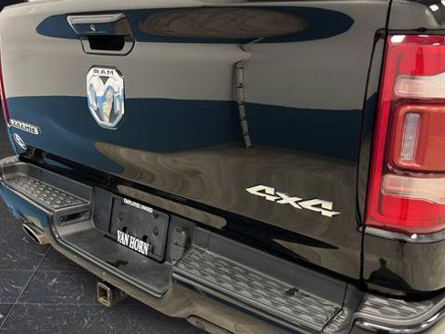 Used 2019 RAM 1500 Laramie w/ Sport Appearance Package AWD/4WD image 34