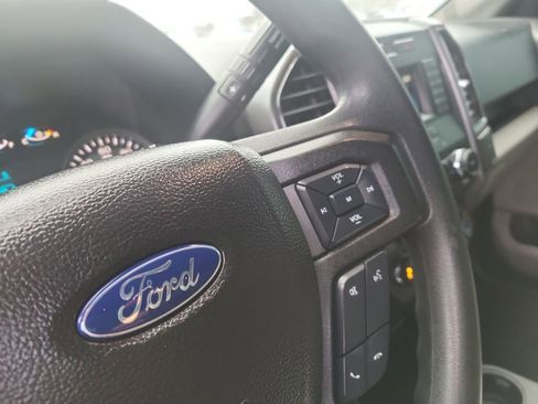 Used 2017 Ford F150 XLT image 19