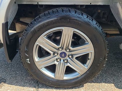Used 2018 Ford F150 XLT w/ Equipment Group 302A Luxury AWD/4WD image 30