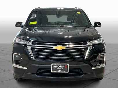Used 2023 Chevrolet Traverse LT