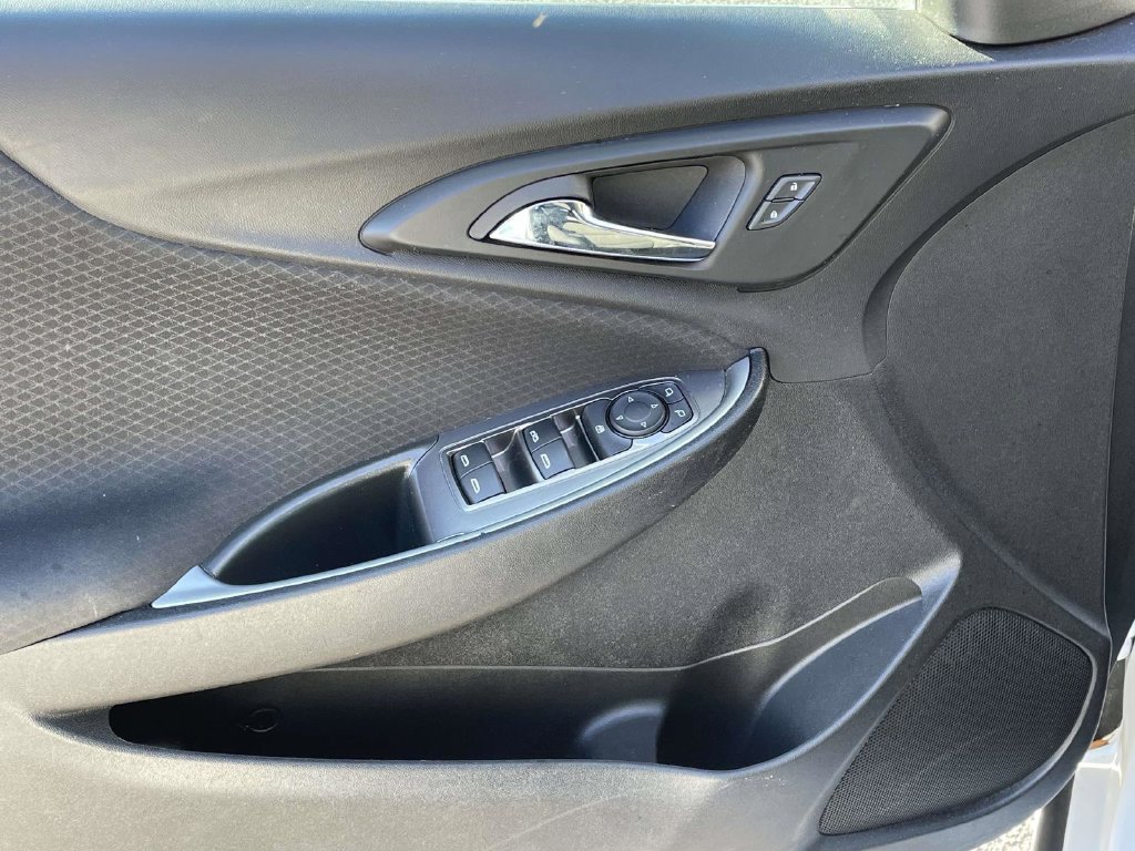 Used 2025 Chevrolet Malibu LT FWD image 25