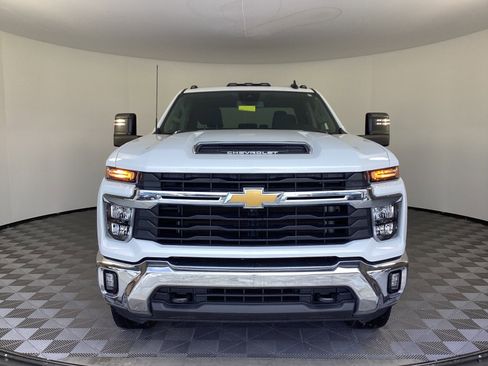 Used 2024 Chevrolet Silverado 3500 LT w/ All Star Edition image 2