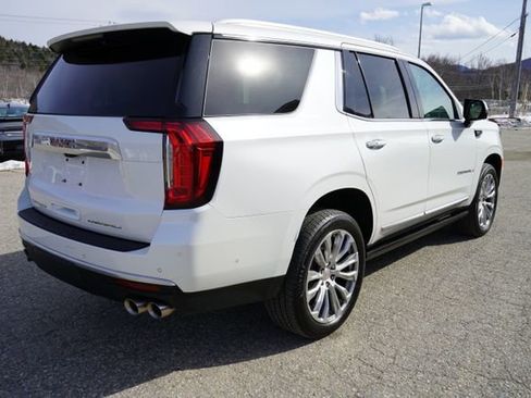 Used 2023 GMC Yukon Denali w/ Advanced Technology Package AWD/4WD image 7