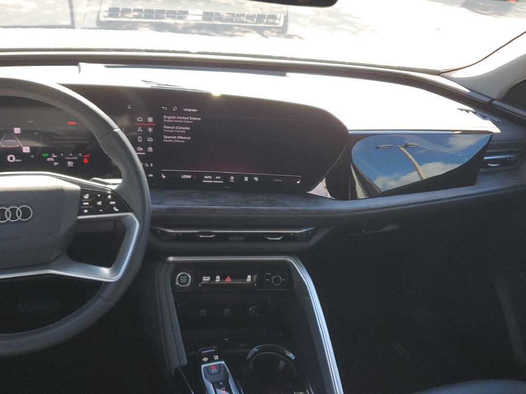 Certified 2025 Audi Q5 Premium w/ Convenience Package AWD/4WD image 21