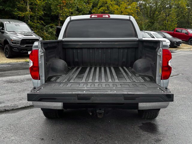 Used 2019 Toyota Tundra SR5 w/ SR5 Upgrade Package AWD/4WD image 9