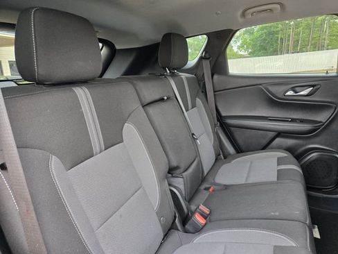 Used 2024 Chevrolet Blazer LT w/ Convenience Package FWD image 21