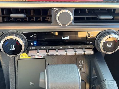 New 2026 Toyota 4Runner Limited AWD/4WD image 20