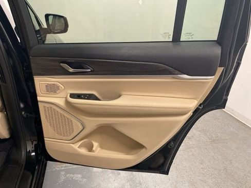 Used 2021 Jeep Grand Cherokee L Limited image 30