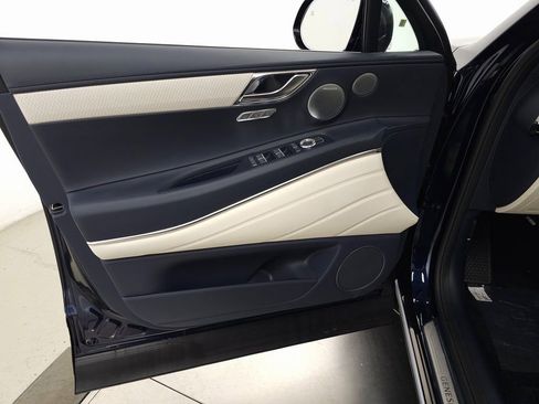 Used 2026 Genesis GV80 3.5T Prestige image 10