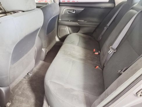 Used 2015 Nissan Altima 2.5 S w/ Power Driver Seat Package FWD image 10