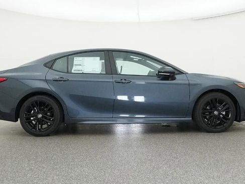 New 2026 Toyota Camry SE image 27